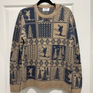 Old Navy Men's Beige and Navy Crewneck Sweater